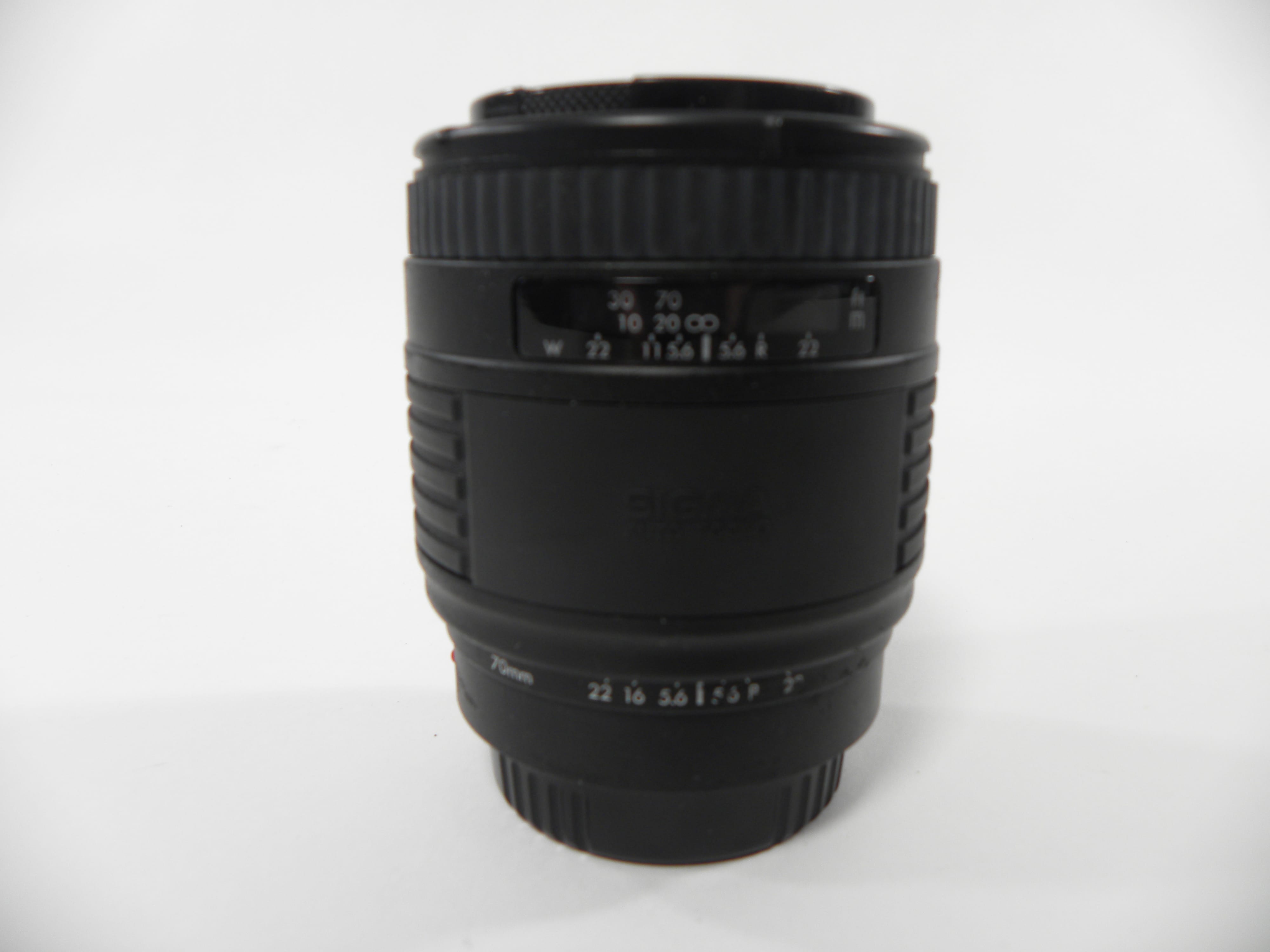 Sigma UC Zoom 70-210mm f4-5.6  A Mount