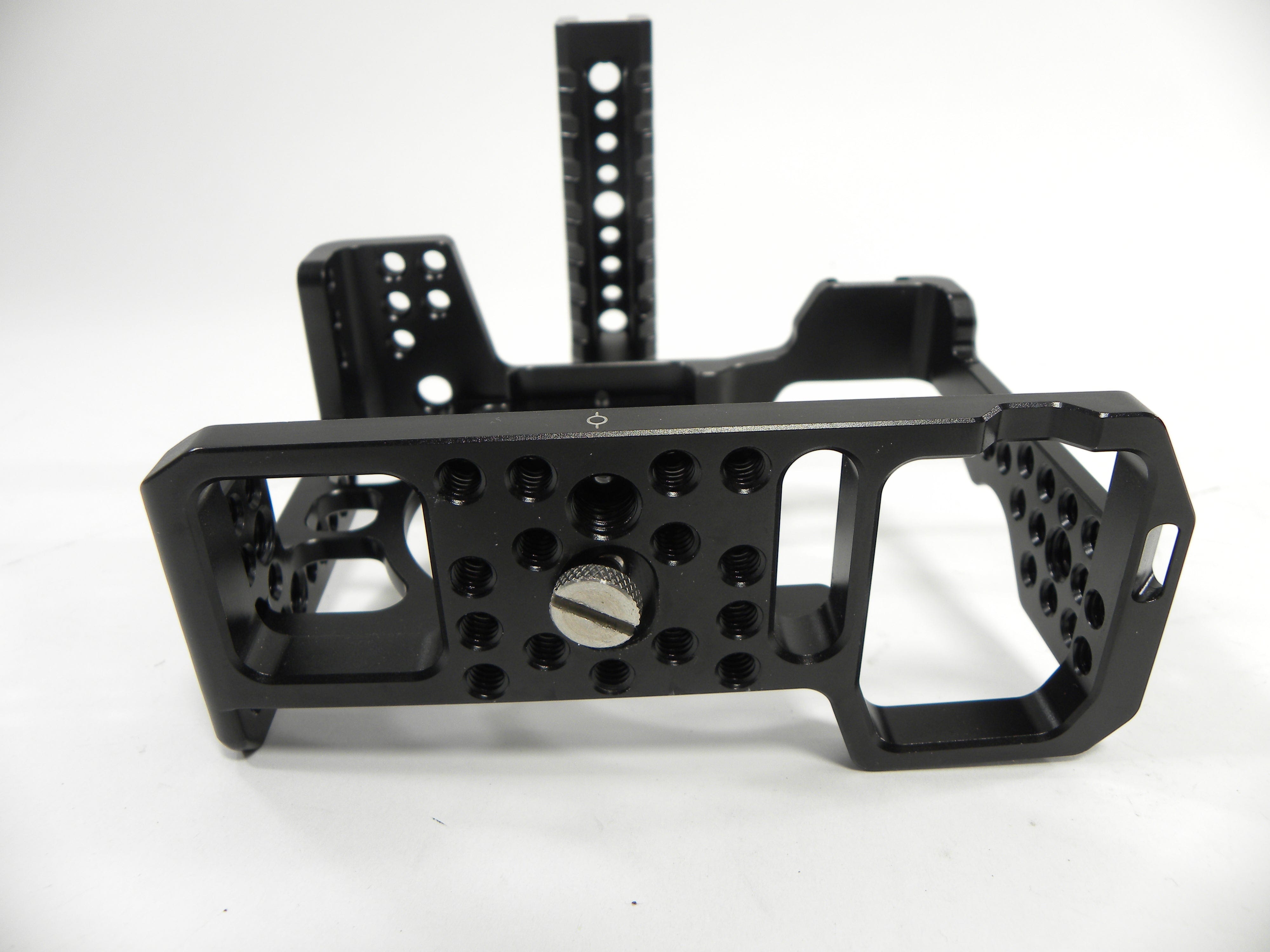 Small Rig Bracket for the Sony A73