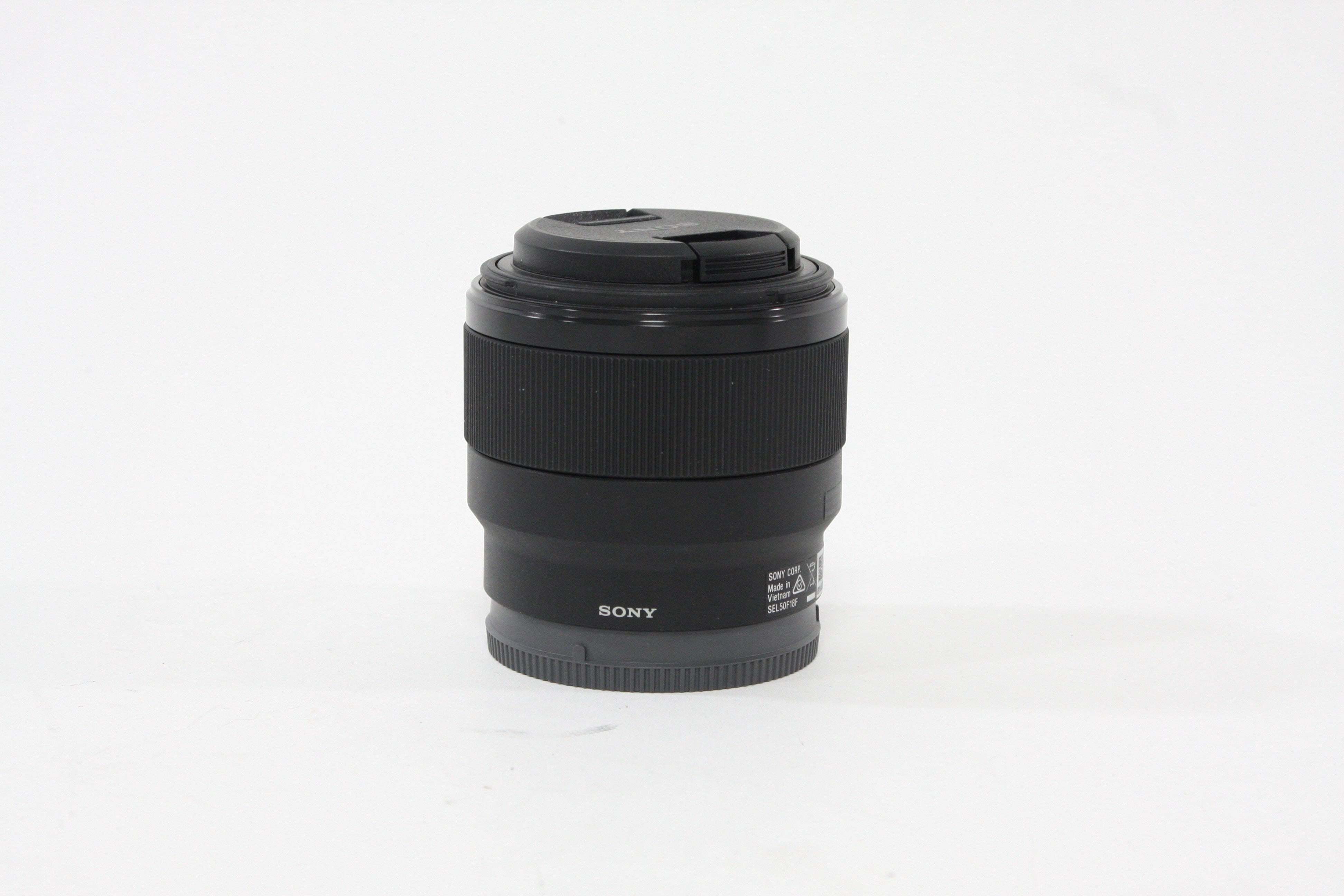 Sony 50mm f/1.8 FE