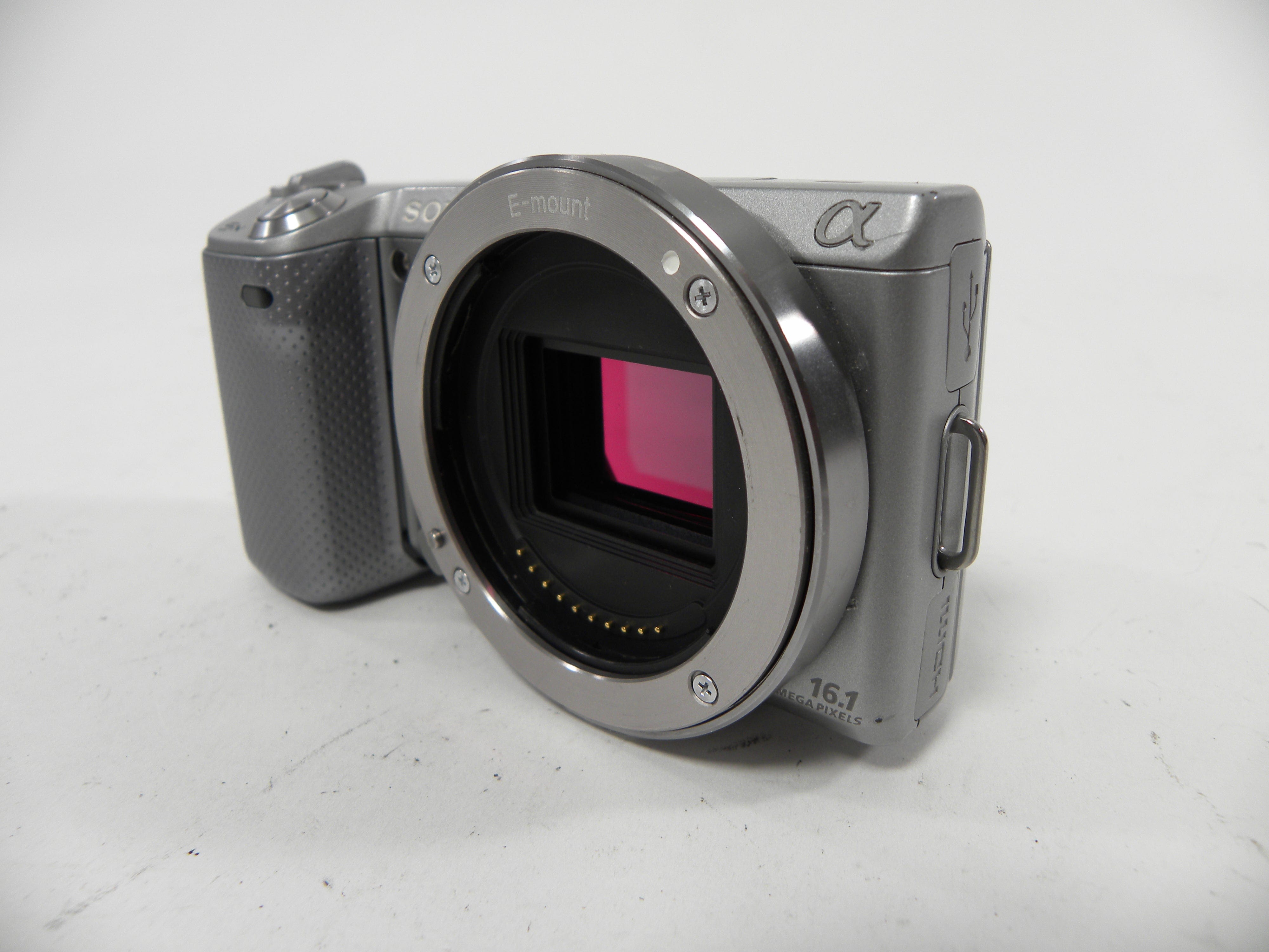 Sony a NEX N5 16.1mp Digital Mirrorless Camera body only