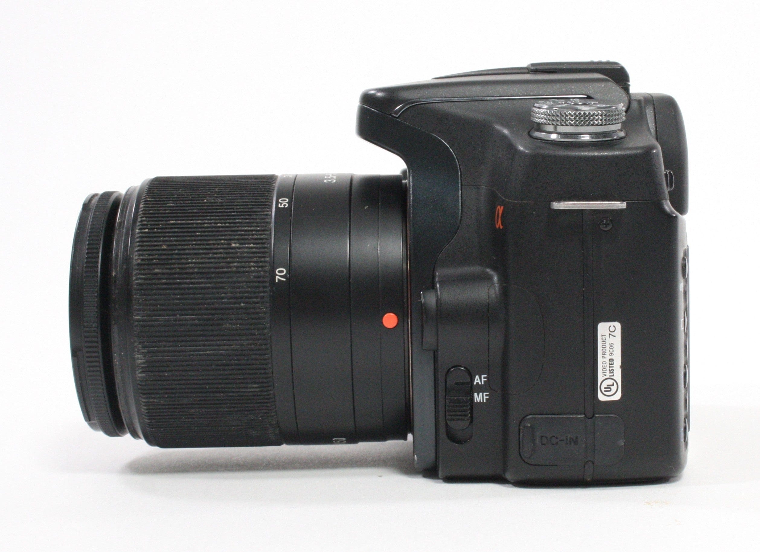 Sony a100 DSLR Camera with 18-70mm f/3.5-5.6 DT Lens