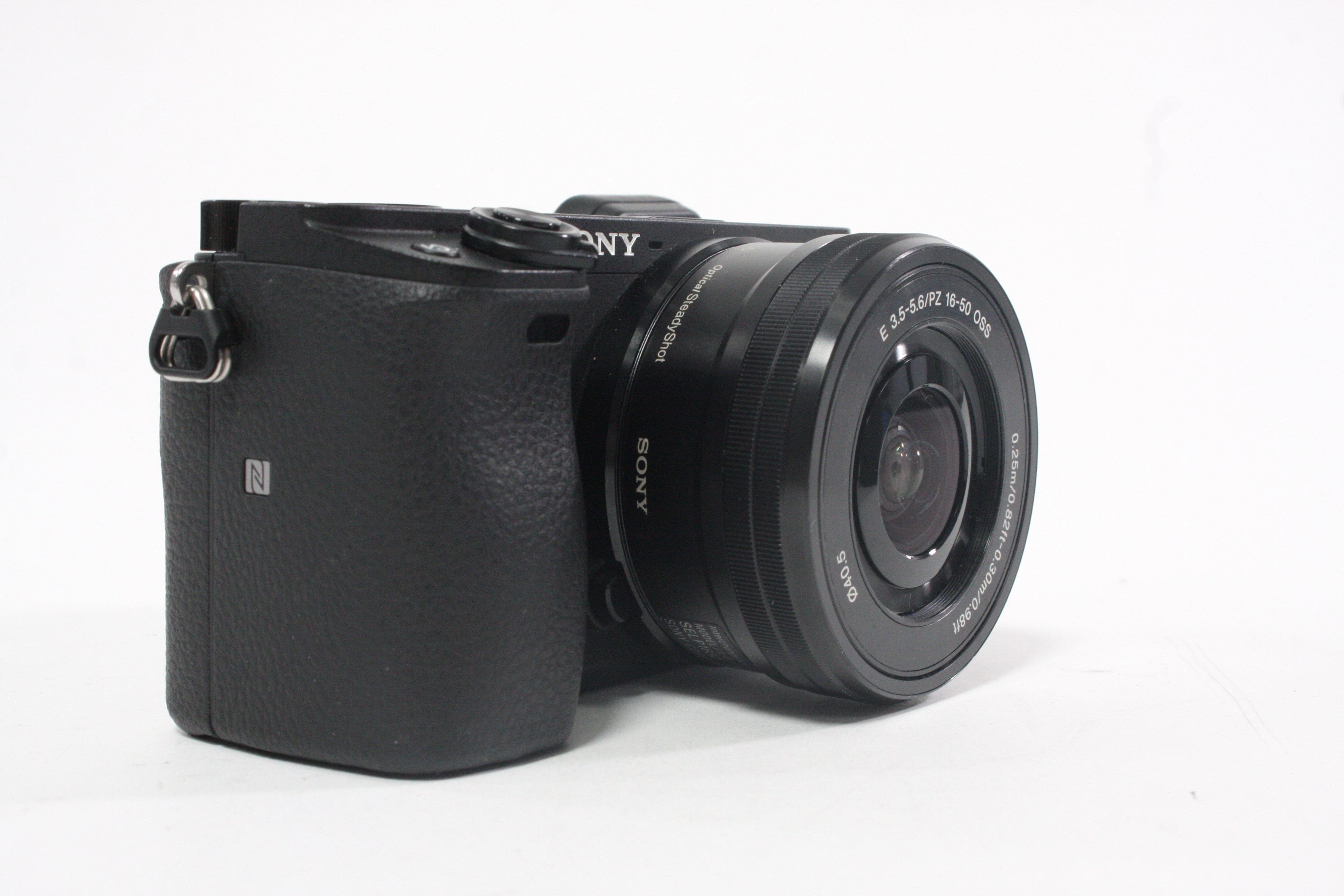 Sony a6400 Digital Mirrorless Camera with 16-50mm f/3.5-5.6 PZ Lens with Shutter Count 7,538
