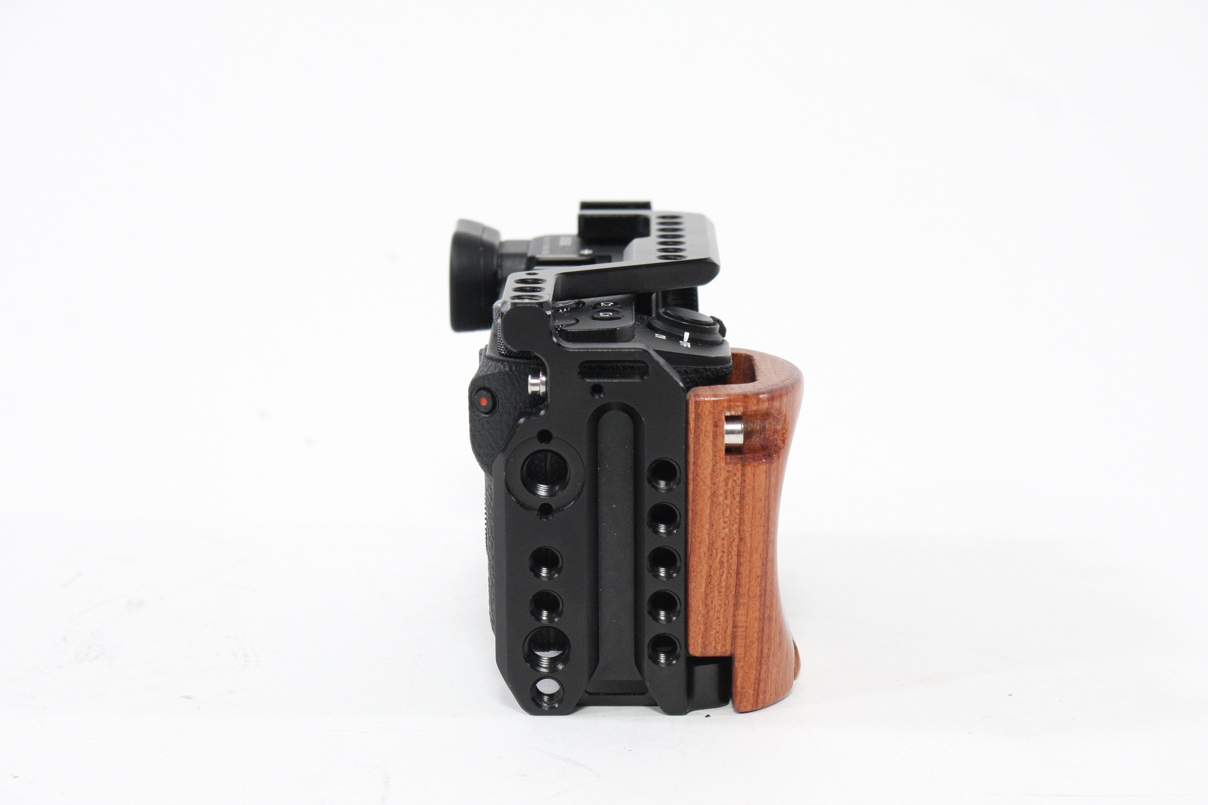 Sony a6500 w/ SmallRig Cage SC#15499