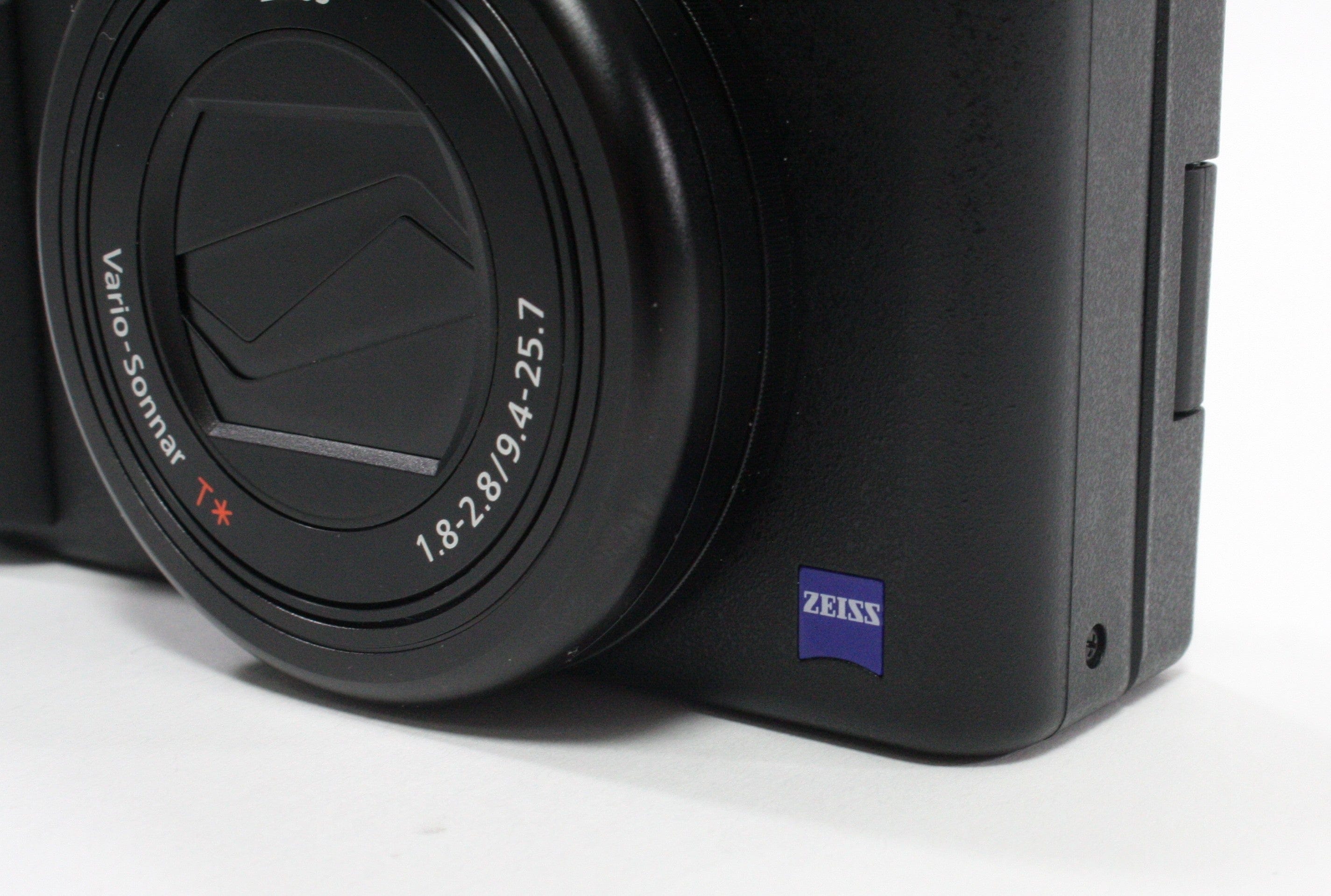 Sony Cyber-shot DSC-HX80 AVCHD Exmore R Point and Shoot Digital Camera