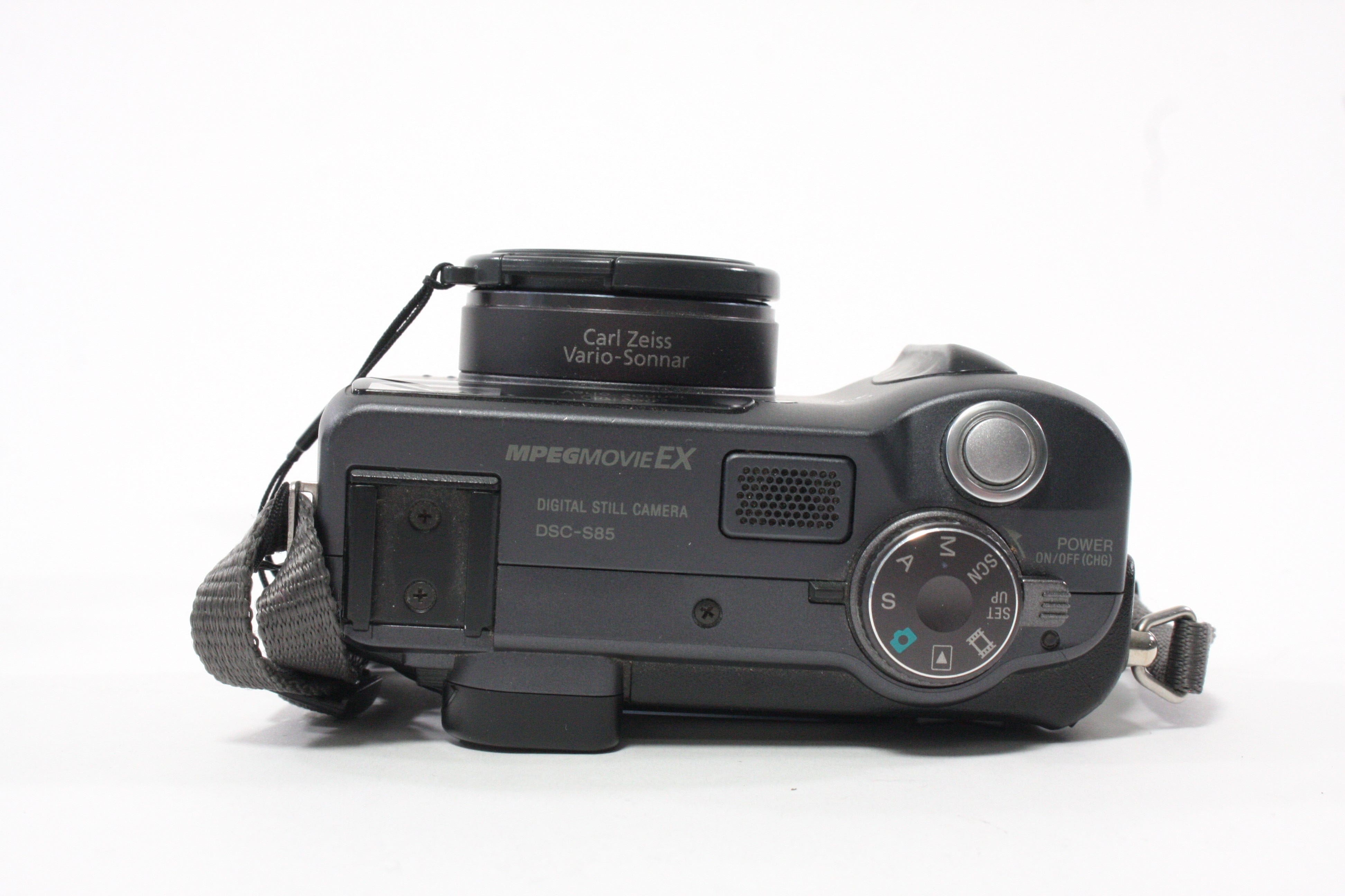 Sony Cyber-shot DSC-S85 Digital Camera 3x Zoom 4.1mp