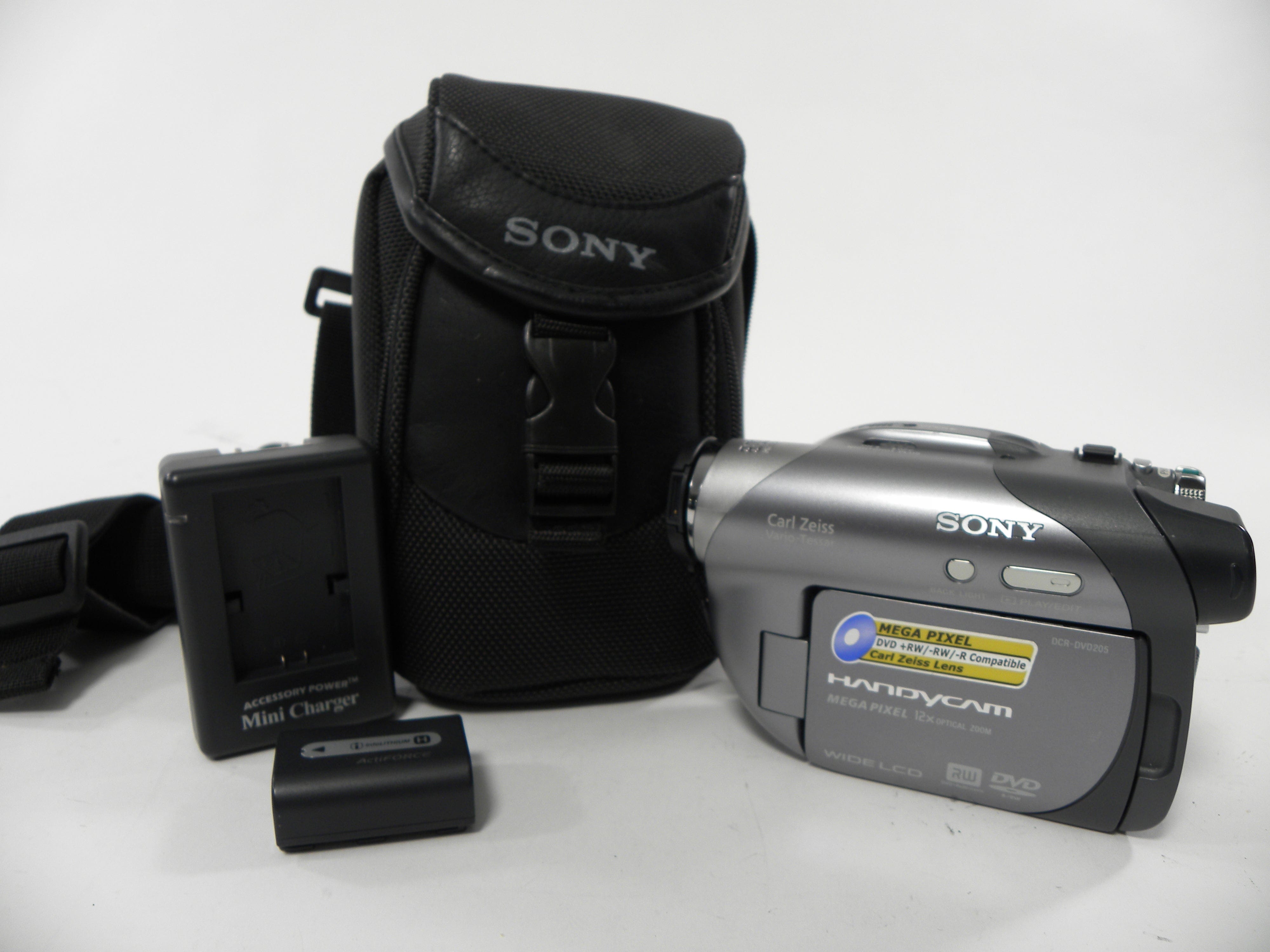 Sony DCR-DVD205 RW Handycam Camcorder