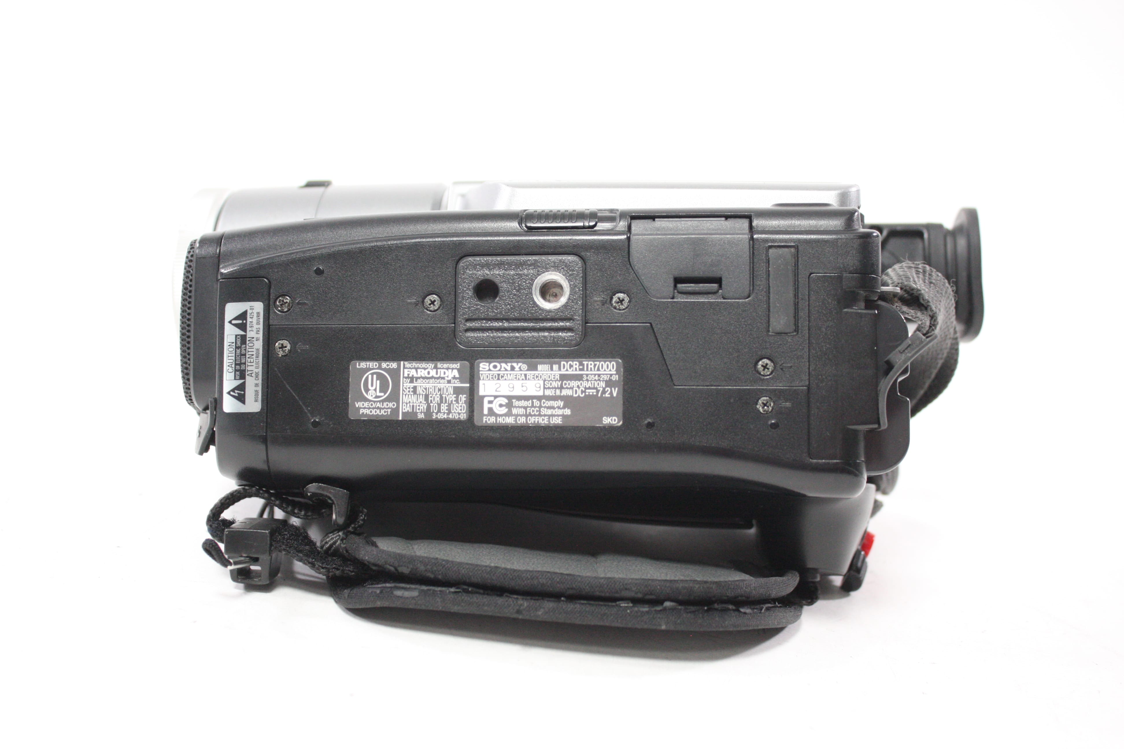 Sony DCR-TR7000 Digital 8 Handycam Camcorder AS-IS