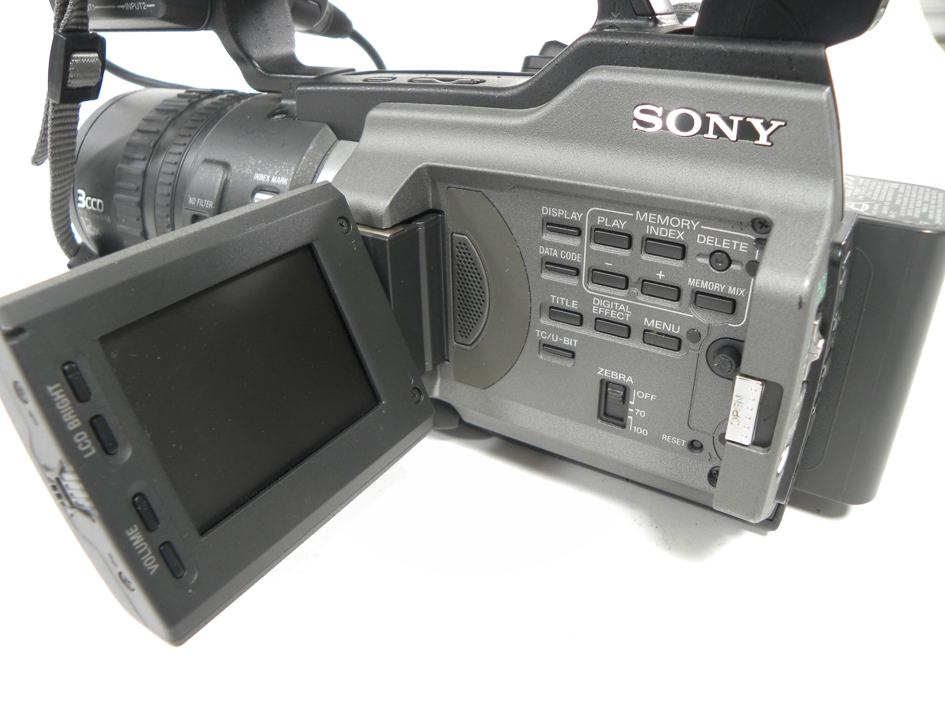 Sony DSR-PD170 MiniDV Camcorder