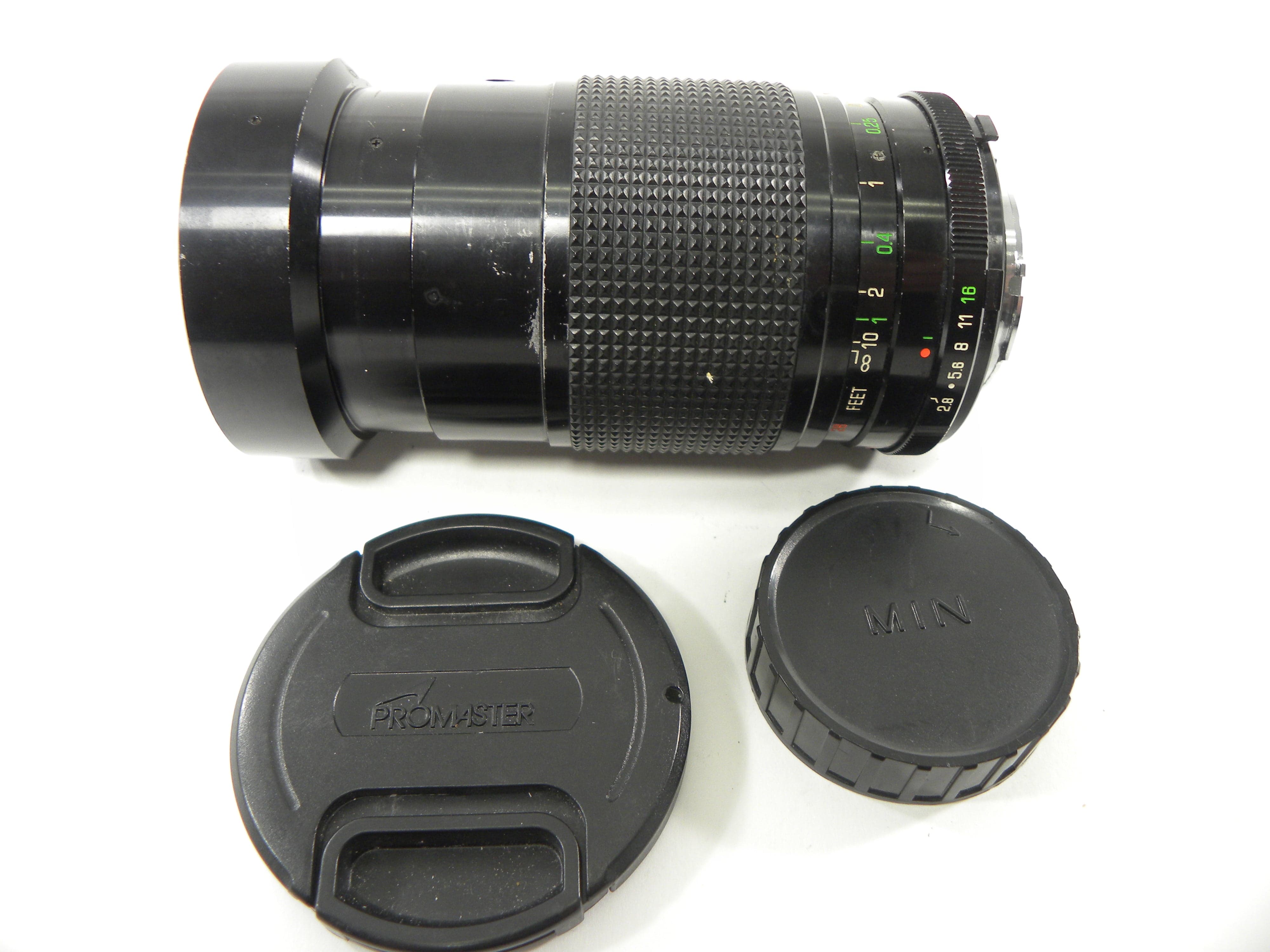 Vivitar Series 1 VMC Macro Focusing 28-90mm f2.8-3.5 Minolta MD Mount