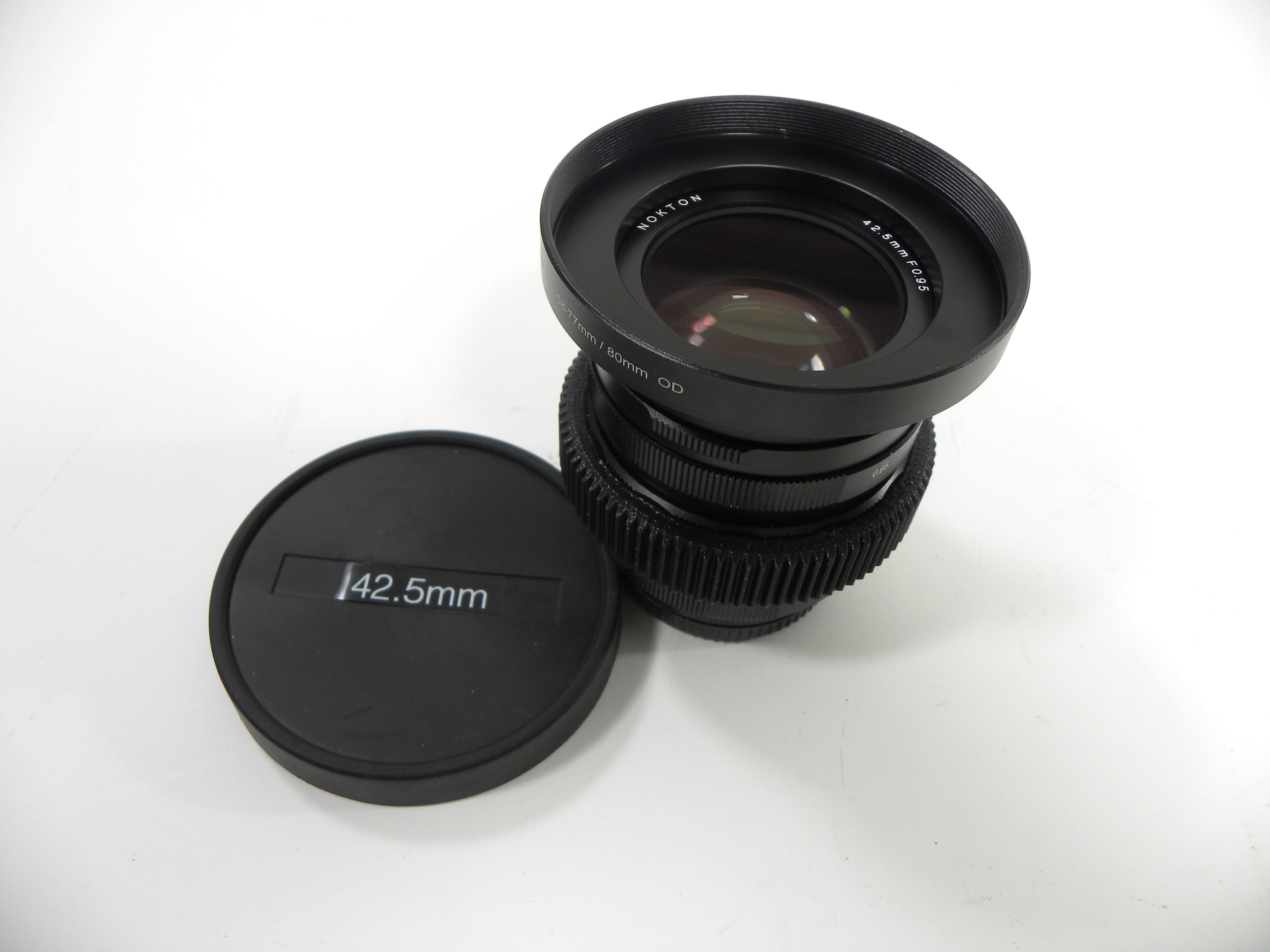 Voigtlander Nokton 42.5mm f0.95 Micro 4/3 Mount