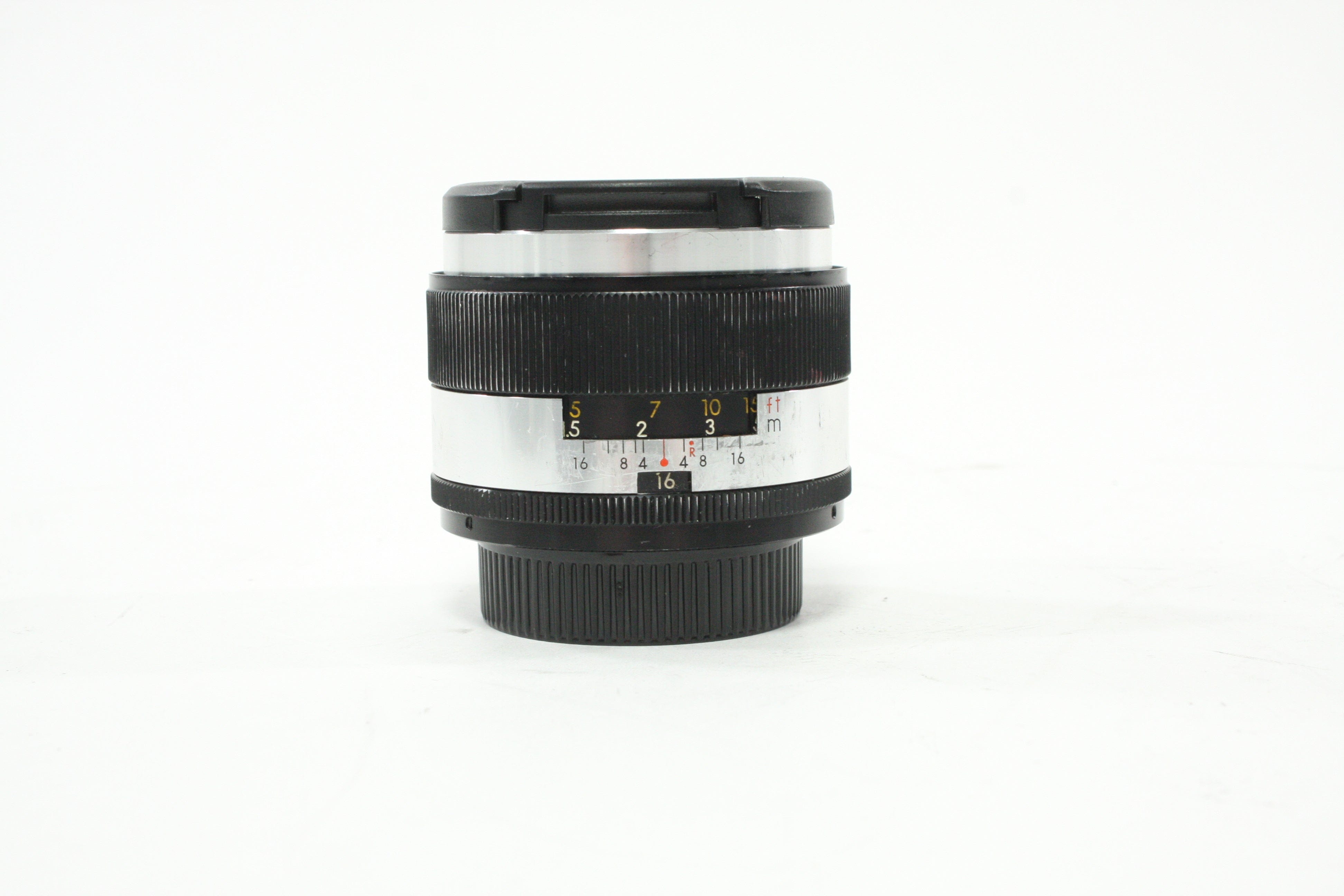 Yashica 50mm f/2 Auto Yashinon-DX Lens for M42 Mount