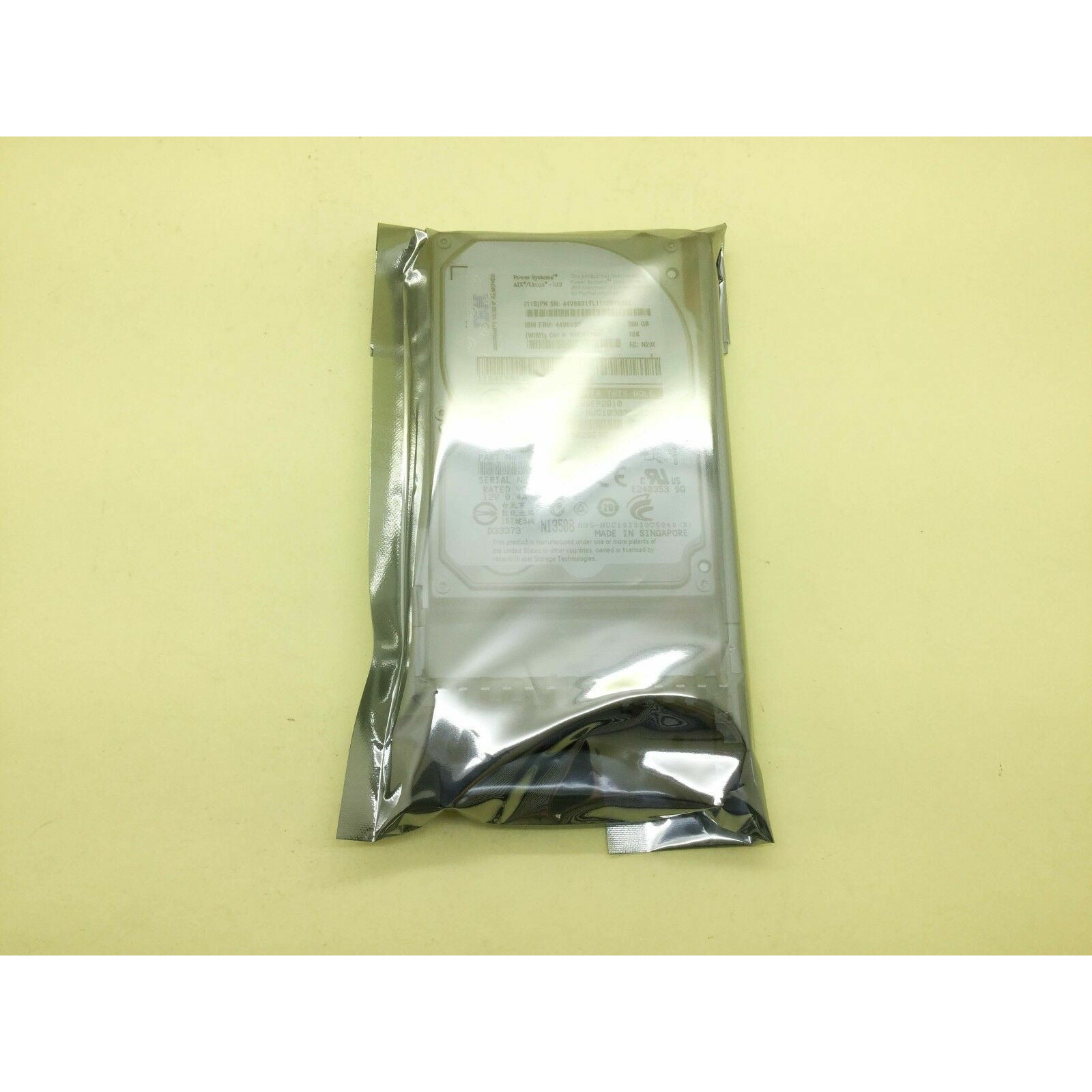 44V6833 IBM 300GB 10K RPM SAS SFF (AIX) pSeries HDD 44V6831 - AloinfoUSA